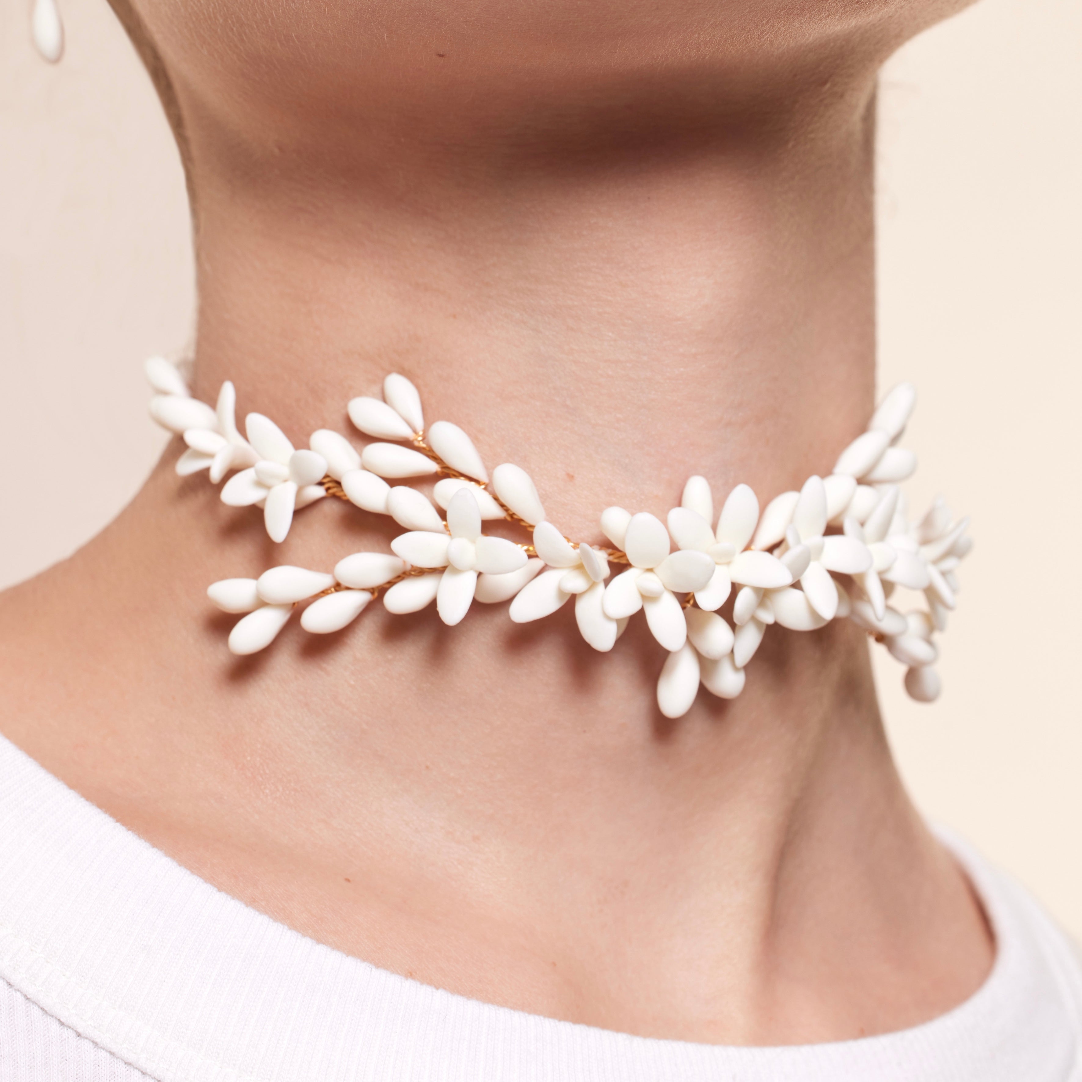 Collana a girocollo maxi Fleurs d'Oranger