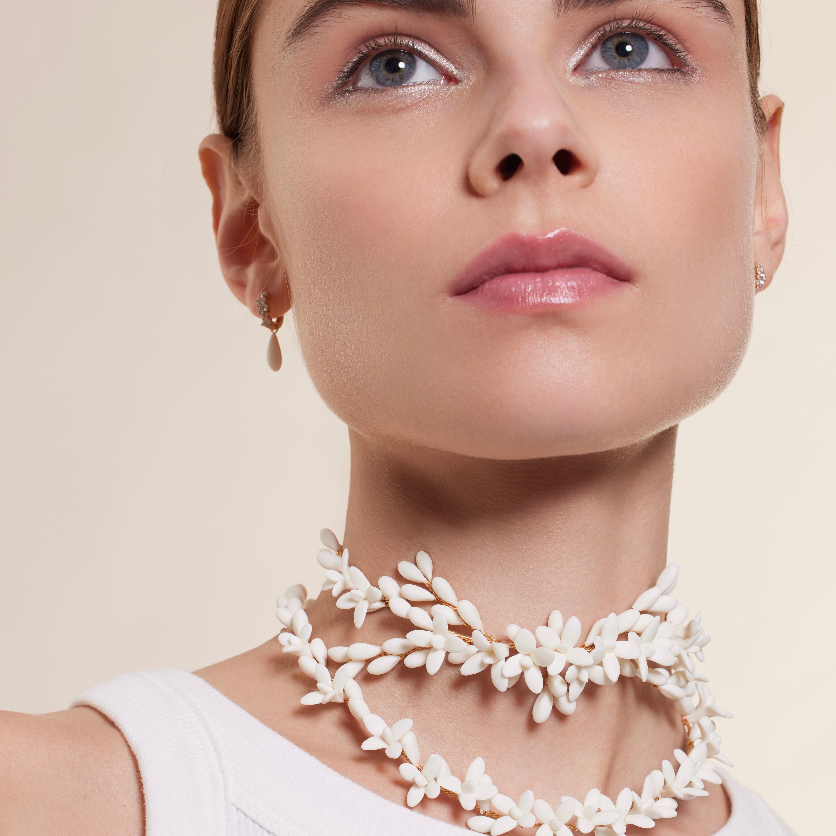 Collana a girocollo maxi Fleurs d'Oranger